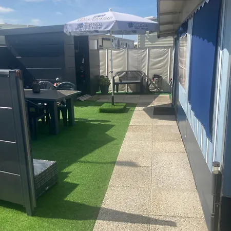 Stacaravan Met Voortent Te Huur In Heist,heistlaan 166 Kemping