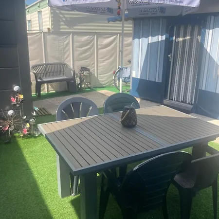Kamp alanı Stacaravan Met Voortent Te Huur In Heist,heistlaan 166